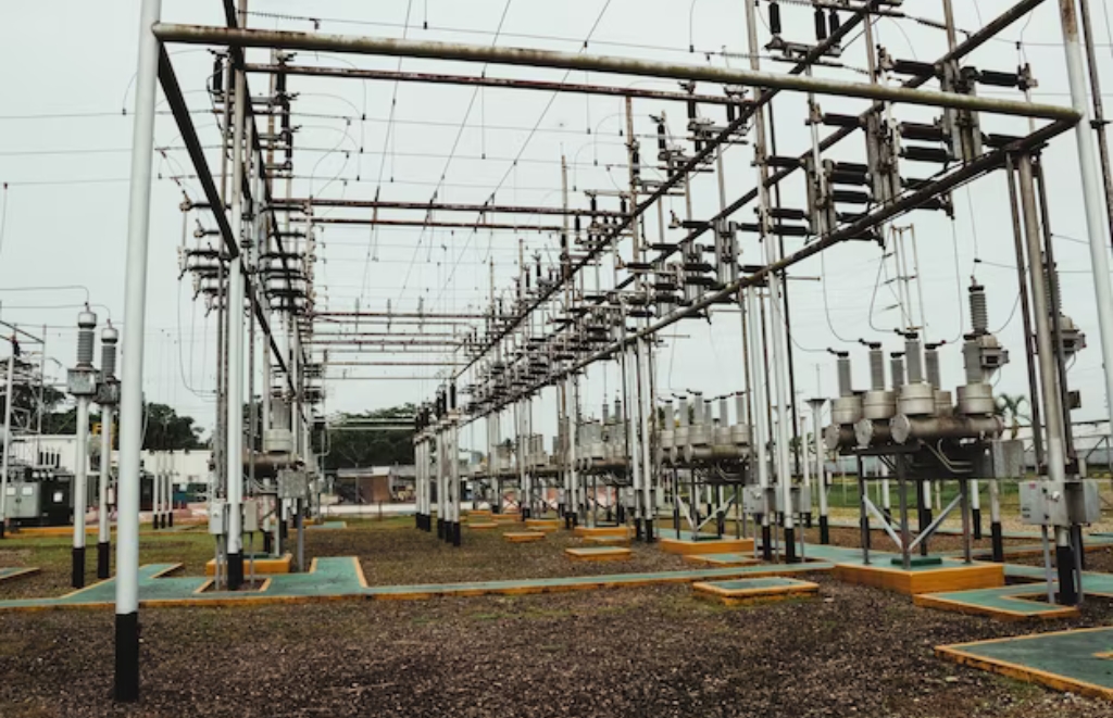 central substation | distribution substation | traction substation | substation maintenance service | Extra High Voltage Substation | powergrid substation | transformers substation - Swastish